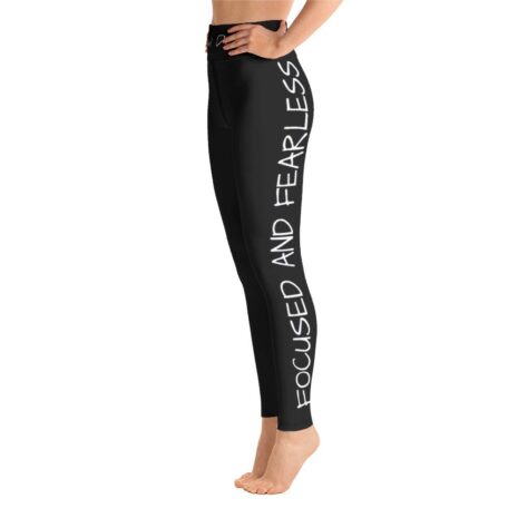 Motivational Black Yoga Leggings - focused and fearless